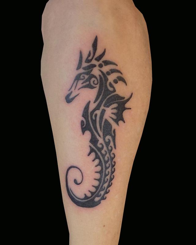 Polynesian Tribal Seahorse